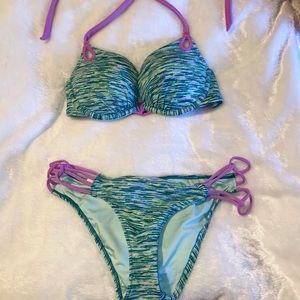 Victoria’s Secret bikini